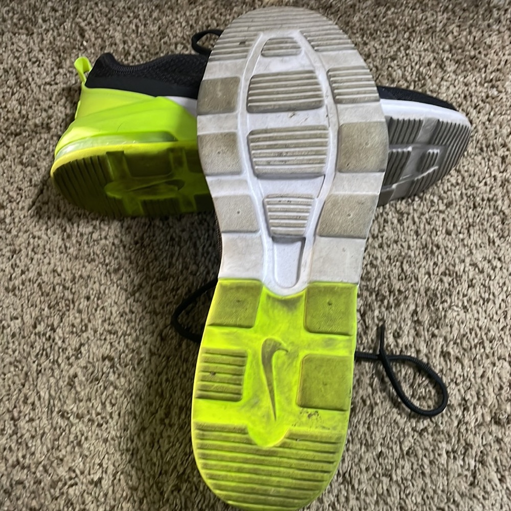Lightweight sneaker - Picture 6 of 6